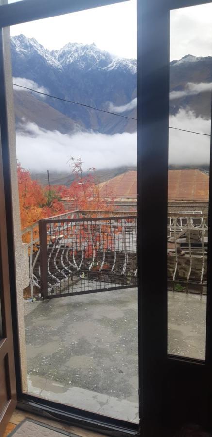 Hotel Rocky Island Kazbegi Exterior foto